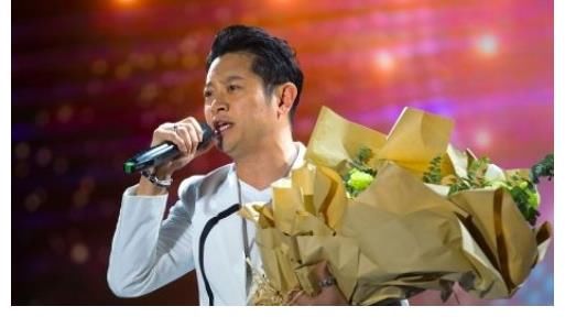 内娱“四大歌王”之一，参加选秀却被后辈淘汰，自认没错当场发飙