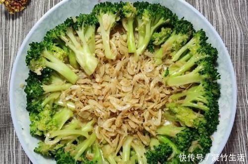 西蓝花|孕妈怀孕后,平时尽量多吃4种常见食物,或对胎儿的发育有好处