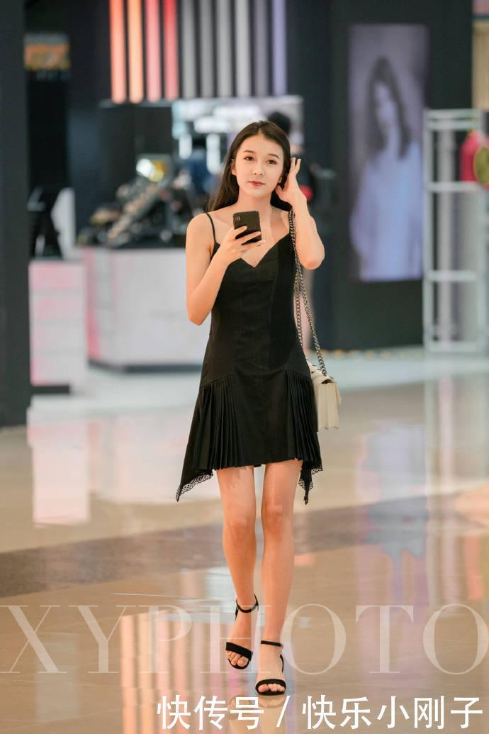 搭配|这样的穿衣搭配,和“酷帅”扯不上关系,唯独会展现性感气质吧