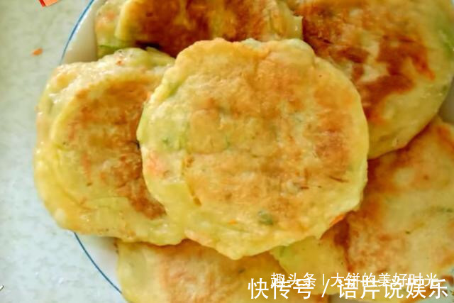 鸡蛋跟土豆才是绝配,教你做煎饼,独家秘方,鲜美诱人,上桌吃光