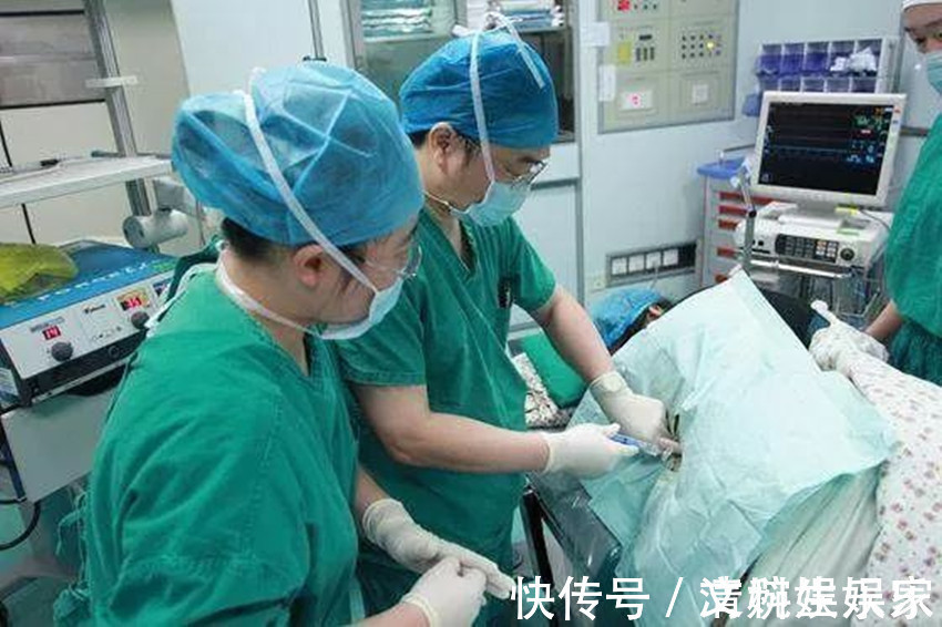产科医生|90孕妈怀孕35周,被迫剖宫产生下“绿娃娃”,医生怒斥太无知