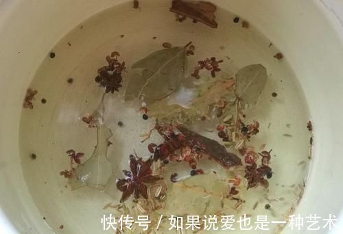 饺子馅好吃，这碗“水”是关键，教你秘制香料水，加到馅里特别香