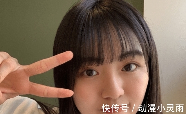 精英|特利迦奥特曼女主公开,手持火花棱镜,疑似也可以变身成奥特曼