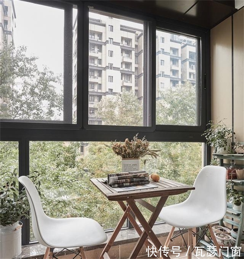 窗型|为何别人封阳台这么合理,只因窗型没选对!