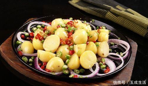 中毒|土豆不能和这些一起吃中毒伤身安全吃土豆,赶紧纠正“错误”