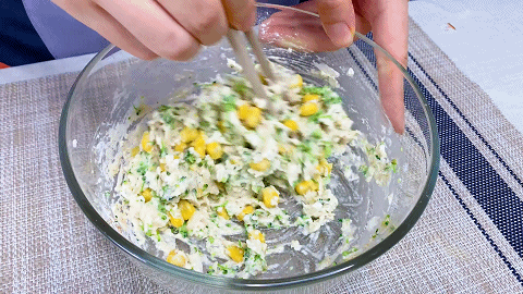 西兰花|这道莲藕饼，汤汁都要舔干净