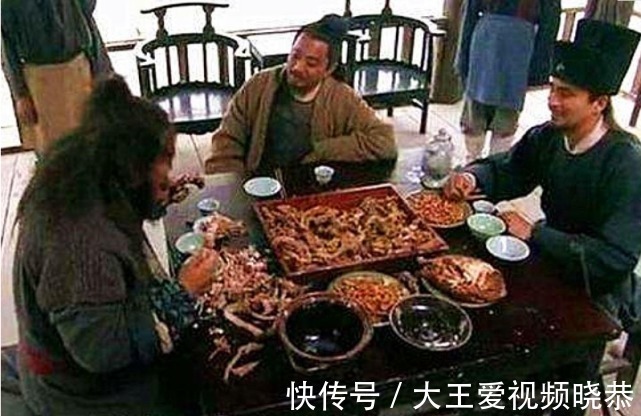 施耐庵!《水浒传》中最大的谎言“上二斤牛肉”,不要再被骗了