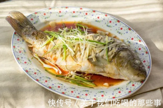 味极鲜酱油|无论鱼肉怎么做，别用盐和料酒，教你一招，鱼肉鲜嫩美味，没腥味