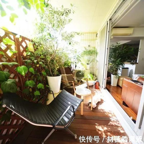 这才是我想要的阳台！种满花，有一个小憩的地方