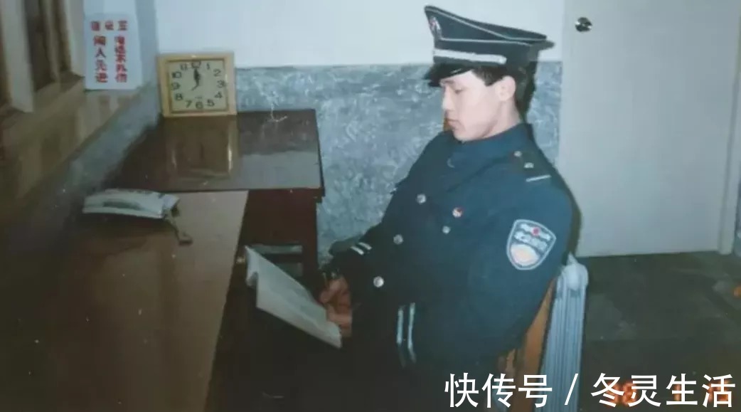 红楼梦|舞元素之博览群书开眼界,腹有诗书气自华。 读书投资成本低,却是一生的高贵。