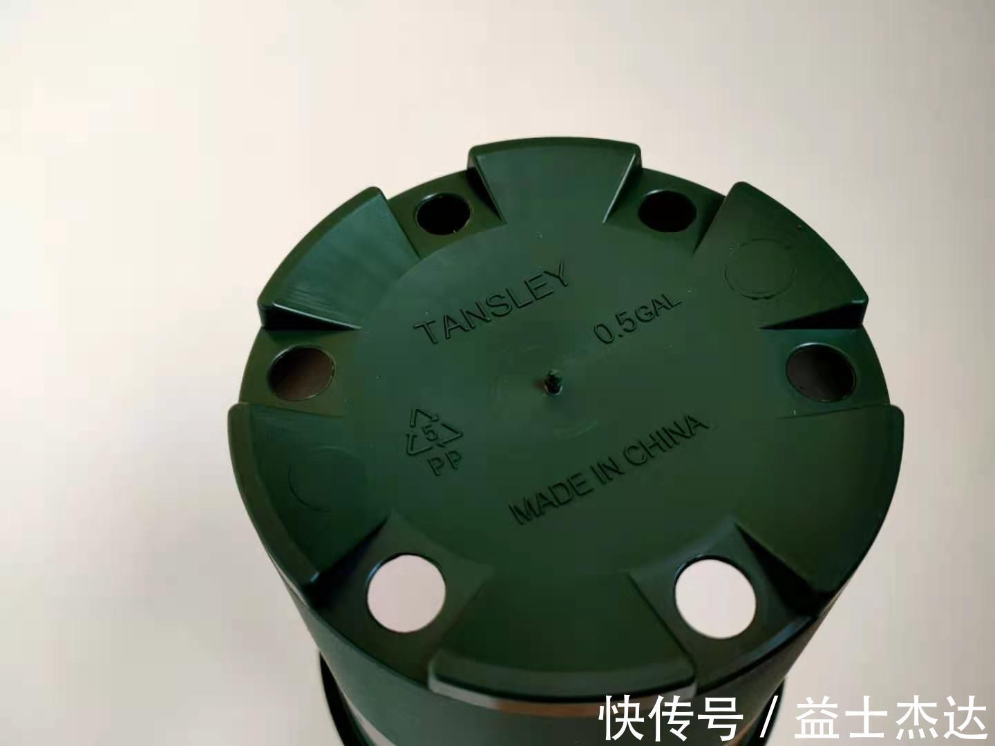 养分|花盆底垫什么好？推荐一些实用的东西，既透水又保肥