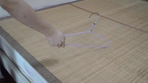 不管凉席多脏多粘,一个简单的方法,一年没洗的凉席,干净又凉爽