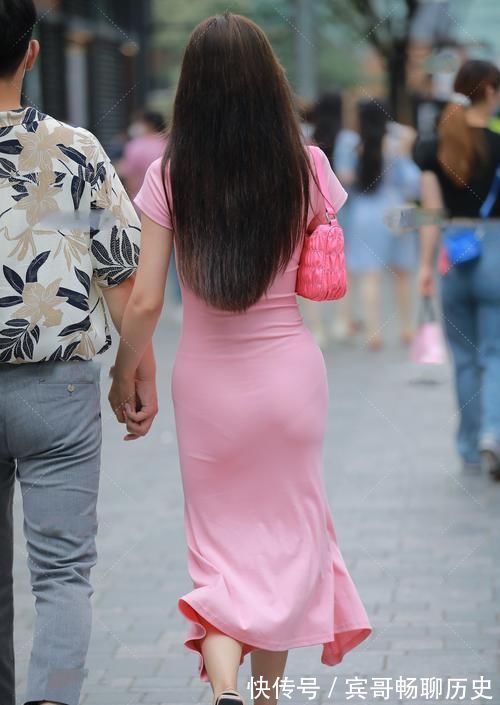 优雅 圆领开叉连衣裙,优雅又时尚,彰显气质女人魅力