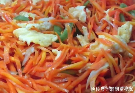 营养|味道鲜美,营养不流失,简单食材的搭配,比吃红烧肉还要香