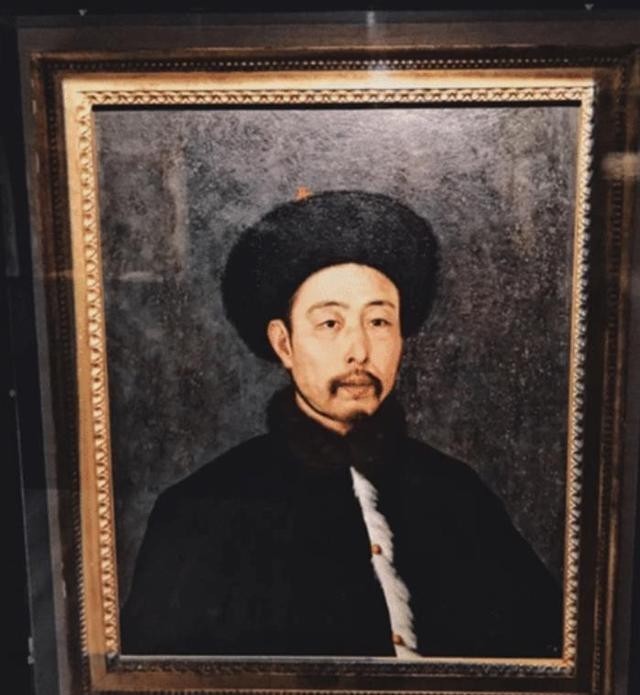 画师|乾隆的“真容”,被一意大利画师偷画下来,网友:太像一明星