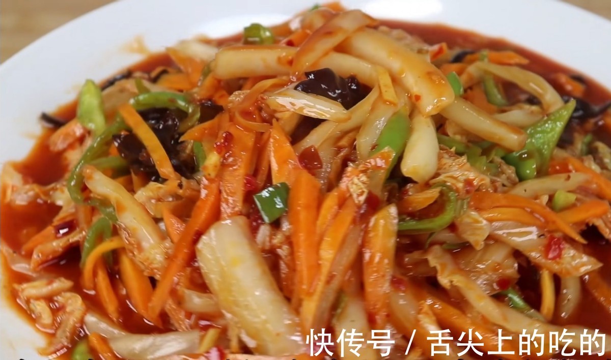 白菜最过瘾的吃法,不煮不炖不凉拌,学会这种做法,比吃肉还香