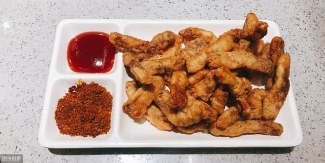 笑话|去吃海底捞,这4种东西都是免费的,不拿走会被服务员笑话