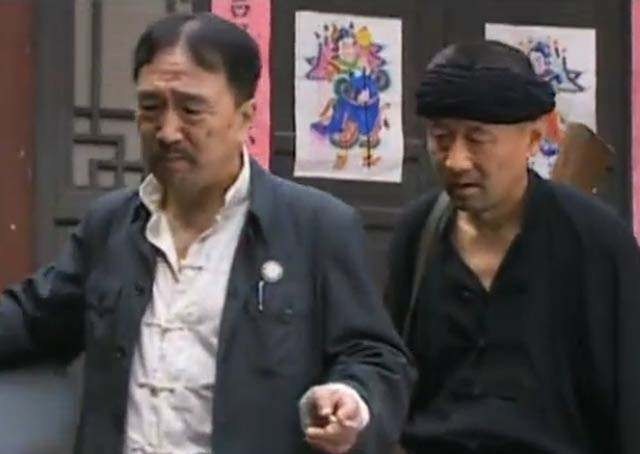 村长|上个世纪的保长究竟是什么职务,放到现在,是多大的官?