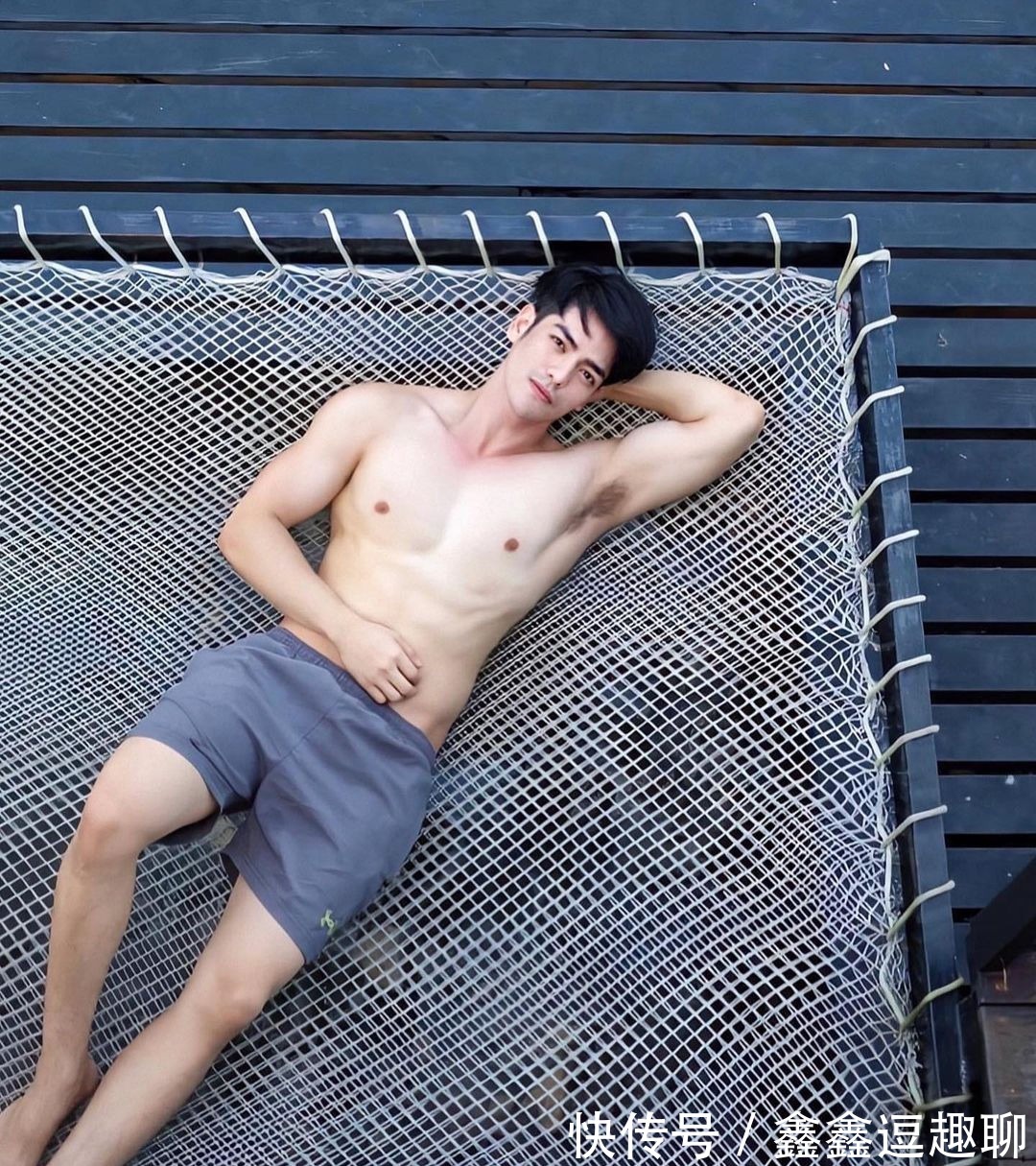 性感|别以为肌肉男就是壮壮的、憨憨的，其实也可以既时尚又性感