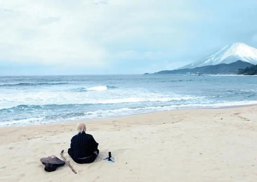  讲述|日本新片展开幕片《北斋》：讲述浮世绘背后不为人知的故事