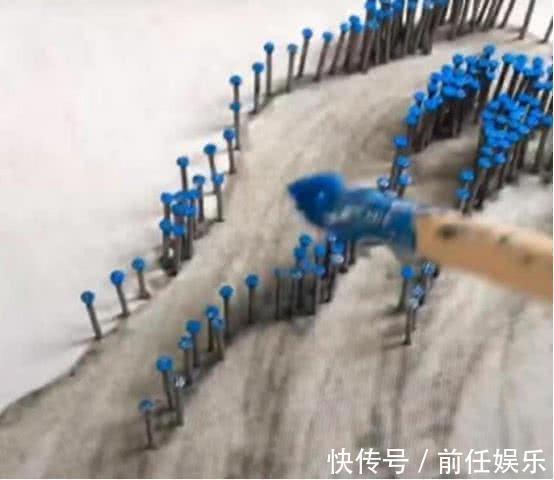 美术老师$一美术生在画上钉钉子,画像一成惊艳众人,美术老师绝了!