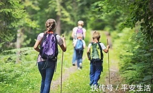 在远方|孩子太小，带出去旅游什么也记不住，没有任何意义？