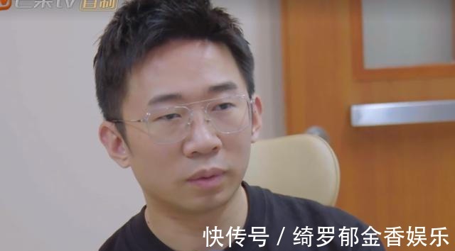 杨迪开30万的车,用矿泉水炖汤,迪妈:要感谢谢娜汪涵这些贵人!