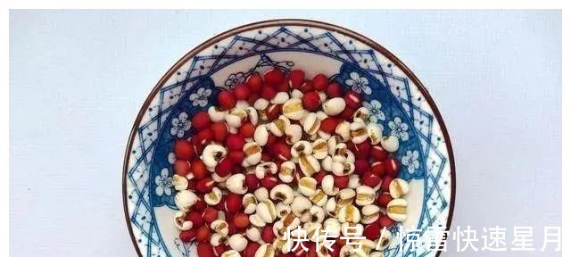 坚持喝了3个月这粥，白发少了，气色好了，闺蜜效仿也做给妈妈喝！