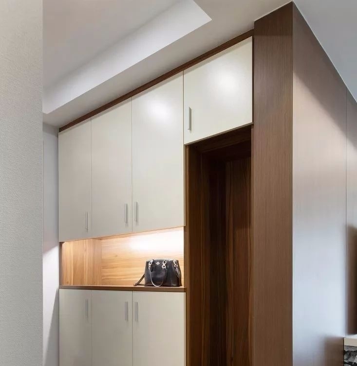 小灵儿|玄关鞋柜+衣柜的3种组合设计,家里不装真的好可惜