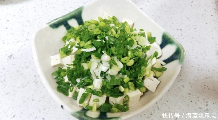 生活中|小葱拌豆腐,一清二白