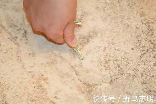 瓷砖|瓷砖的好坏怎么鉴别？超简单一学就会！再也不担心被骗