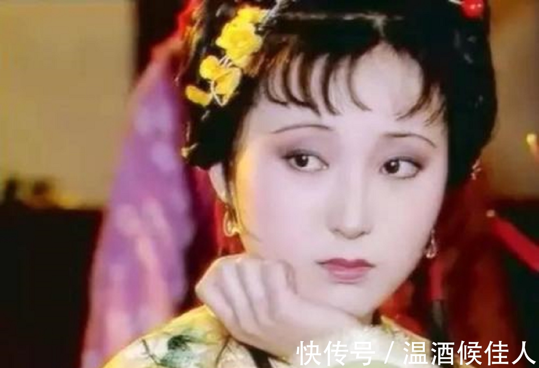 宝钗!周瑞家的见宝钗,陪笑;见三春,说明原委;见黛玉,放诞无礼