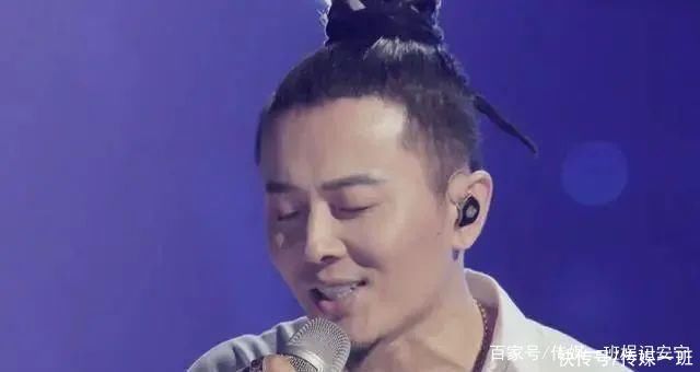 周延|《披荆斩棘的哥哥》陈小春挺兄弟秒变山鸡哥,张云龙言承旭很好磕