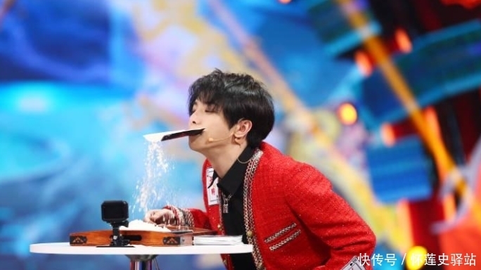 华晨宇哭戏看傻众人,下巴太尖引起猜测,整没整一眼就看得出来