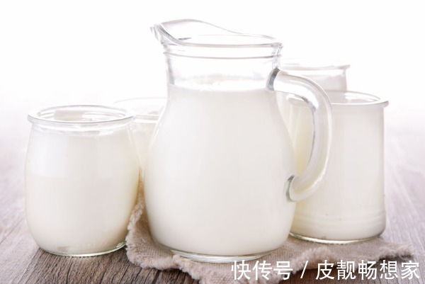 骗局|牛奶是21世纪的大骗局牛奶里含激素、还致癌听听专家怎么说!