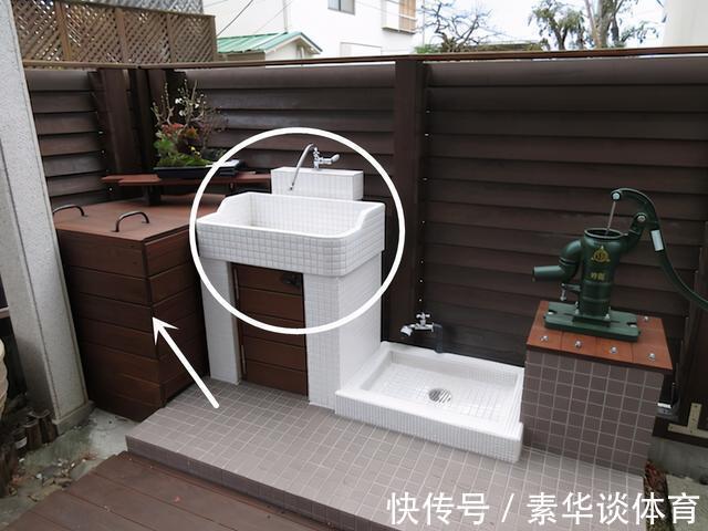 露台|既然露台不让封，不如沿墙打一整排柜子，当杂物间用，谁还拦着？