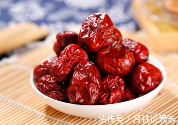 体内湿气|红枣和此物一起泡,每天喝一杯,排出体内湿气,大肚腩也不见了