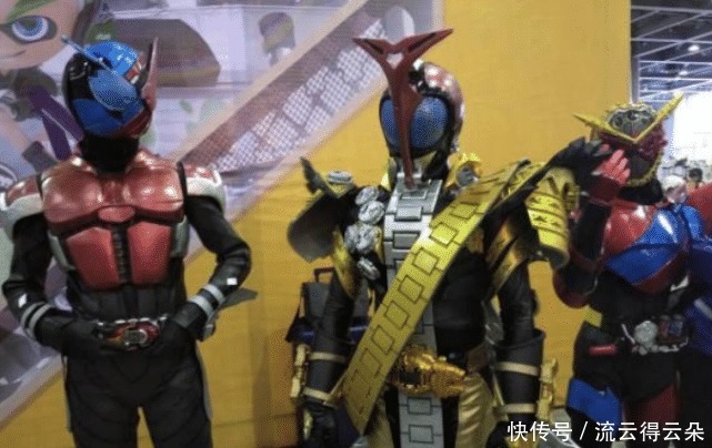 逢魔时王|假面骑士漫展出现E总家族聚会，甲斗和创骑成为逢魔时王，太生草了！