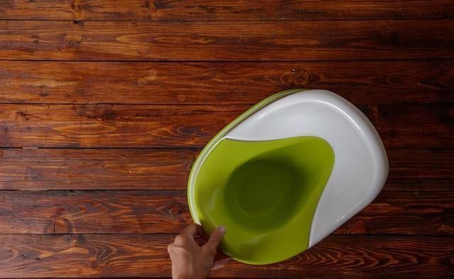 爸妈|培养宝宝如厕训练,结果宝宝完全不按套路来?爸妈要注意男女有别