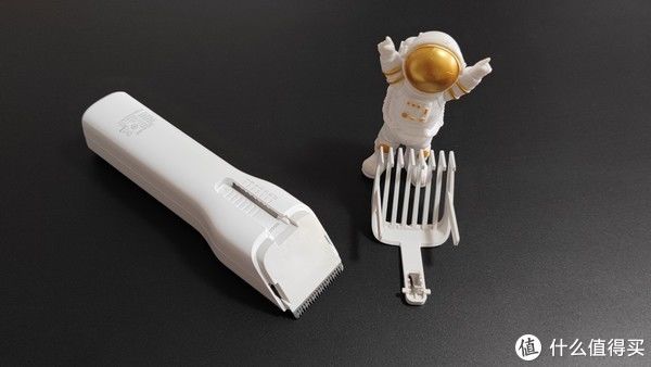 理發(fā)|樸實無華的生活 篇七：（辣眼真人秀，請膽小者回避）我禿了？真的嗎？我不信！！！（有點失敗，切勿模仿）