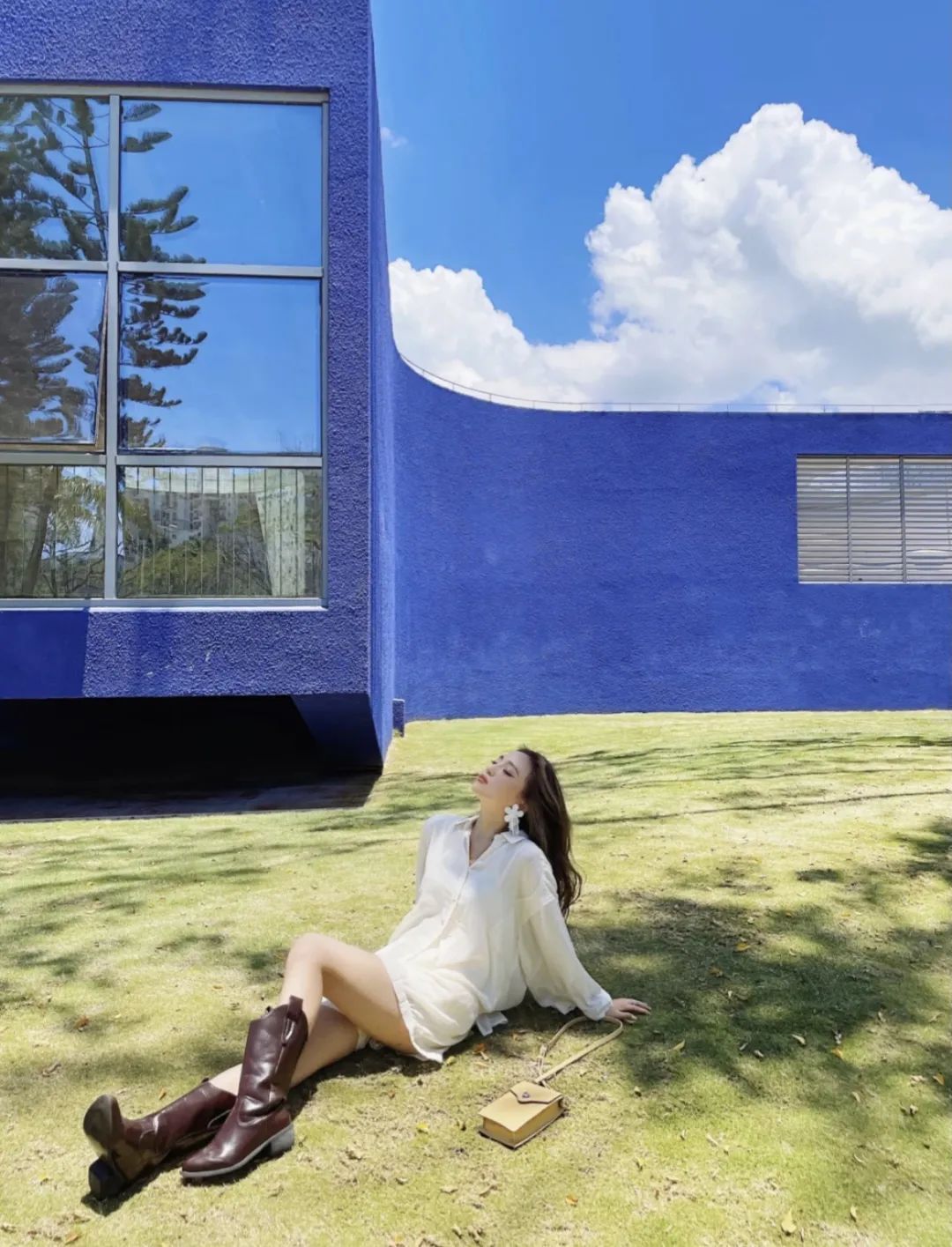 彼得潘|别再穿黑白灰了！今年流行“初恋色”，惊艳又高级