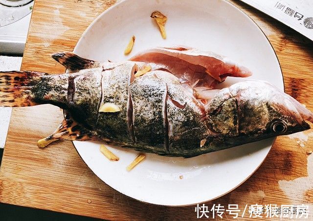 调芡汁|春节家宴聚餐，餐桌上必备的4道糖醋菜，学会了过年待客特有面