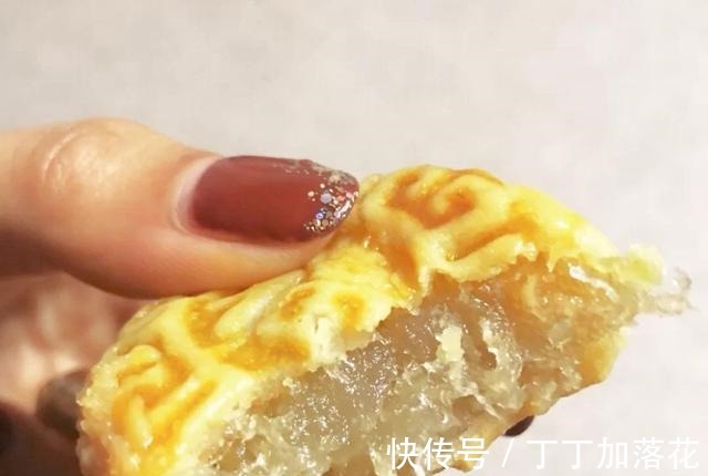 玉米油|夏季当季食材月饼,用冬瓜来做内馅,味道清淡,家人称赞!