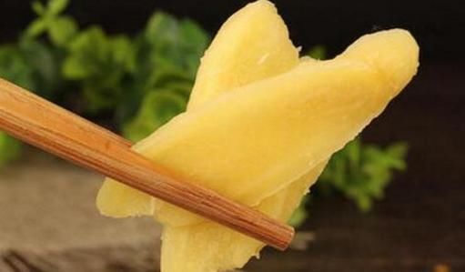 健康|生姜在眉毛上擦一下,会给身体带来以下好处,为了健康不妨早了解