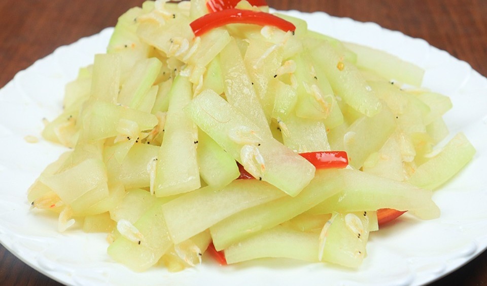 冬瓜哪种做法最香，厨师长都跟它一块炒，鲜香入味，做一盘不够吃