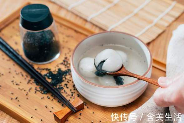 馅料|煮汤圆不要再水开下锅了，牢记3个重要技巧，汤圆个个软糯不破皮
