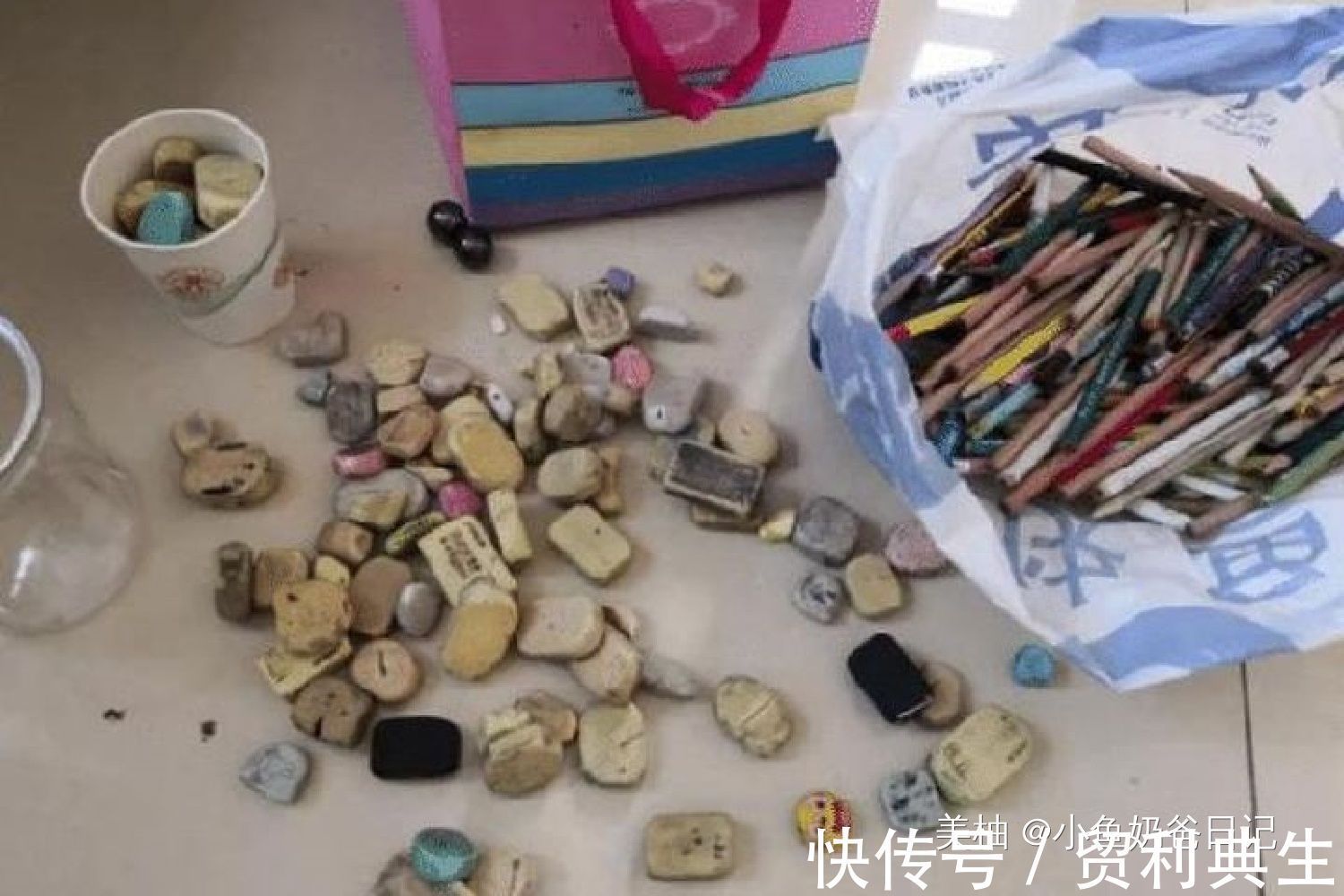 学习习惯|有种“恨铁不成钢”叫孩子的书包,里面啥都有,父母哭笑不得