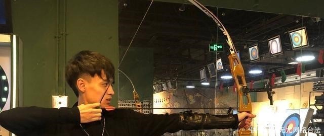 德云社秦霄贤做“评委”遭受抨击，一场发布会，何必苦大仇深呢？