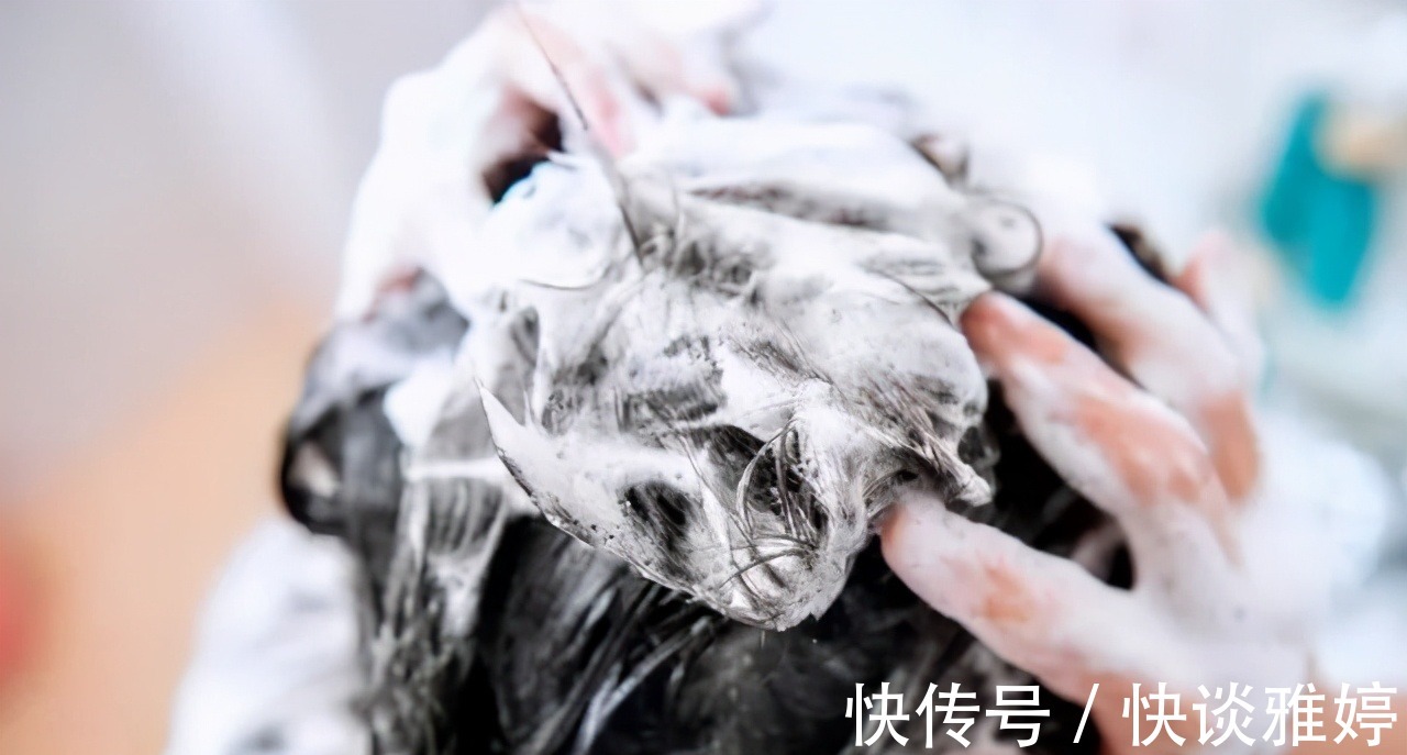 染发剂|头发多久洗一次最好?这些错误的习惯,让头发越洗越糟糕