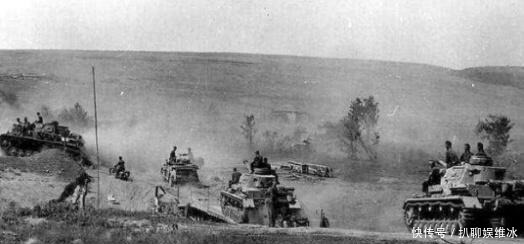 专家|二战德国进攻法国时,苏联在干什么?专家:一口气入侵了5个国家